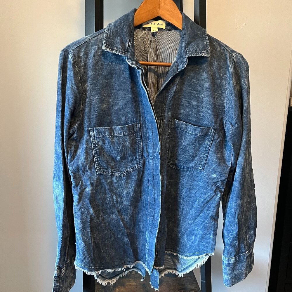 Cloth & Stone Anthropologie Blue Corduroy Velvet button shirt - Women's XS